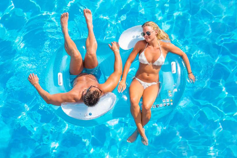 media.Estate-all-inclusive-offerte-hotel-con-piscina-cattolica